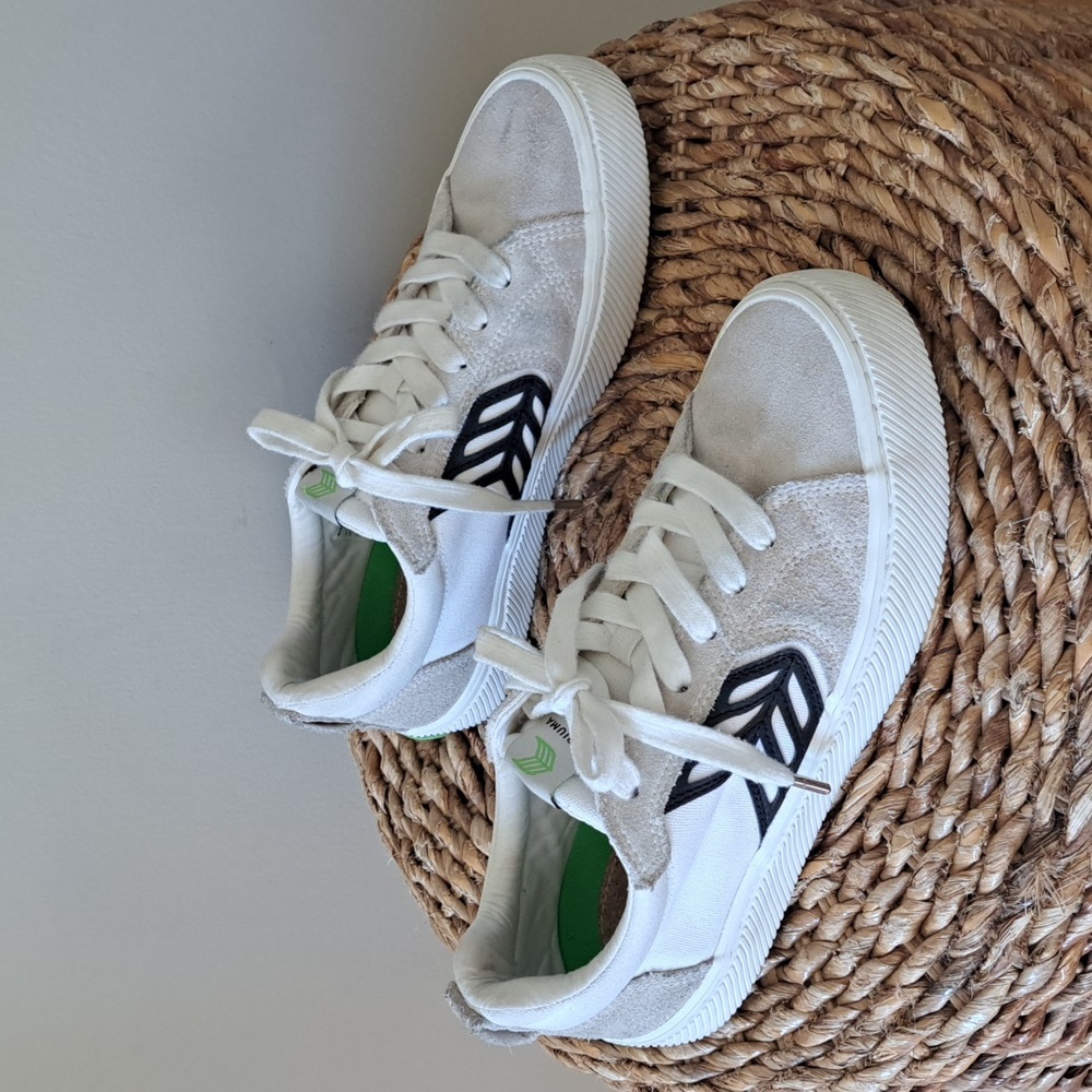 Cariuma Unisex CATIBA PRO Off White Canvas Athleisure‎ Low Sneakers M7.5/W9